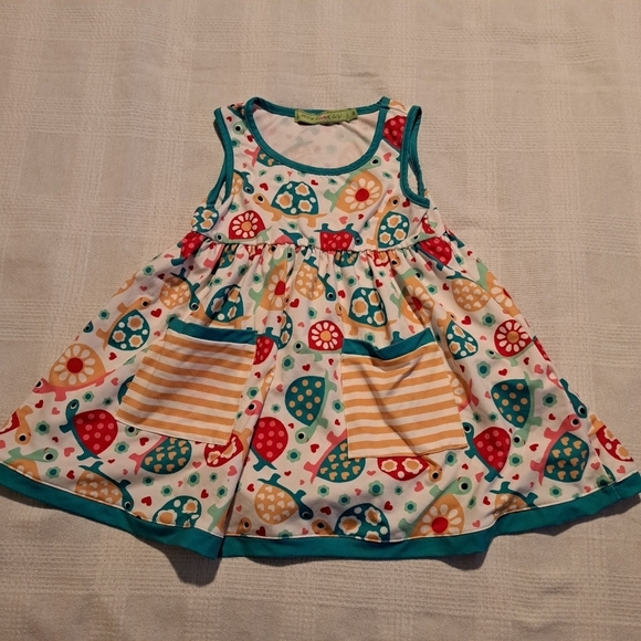 Millie Loves Lily girls size 2 turtle print dress, has 2 front pockets - Picture 1 of 5